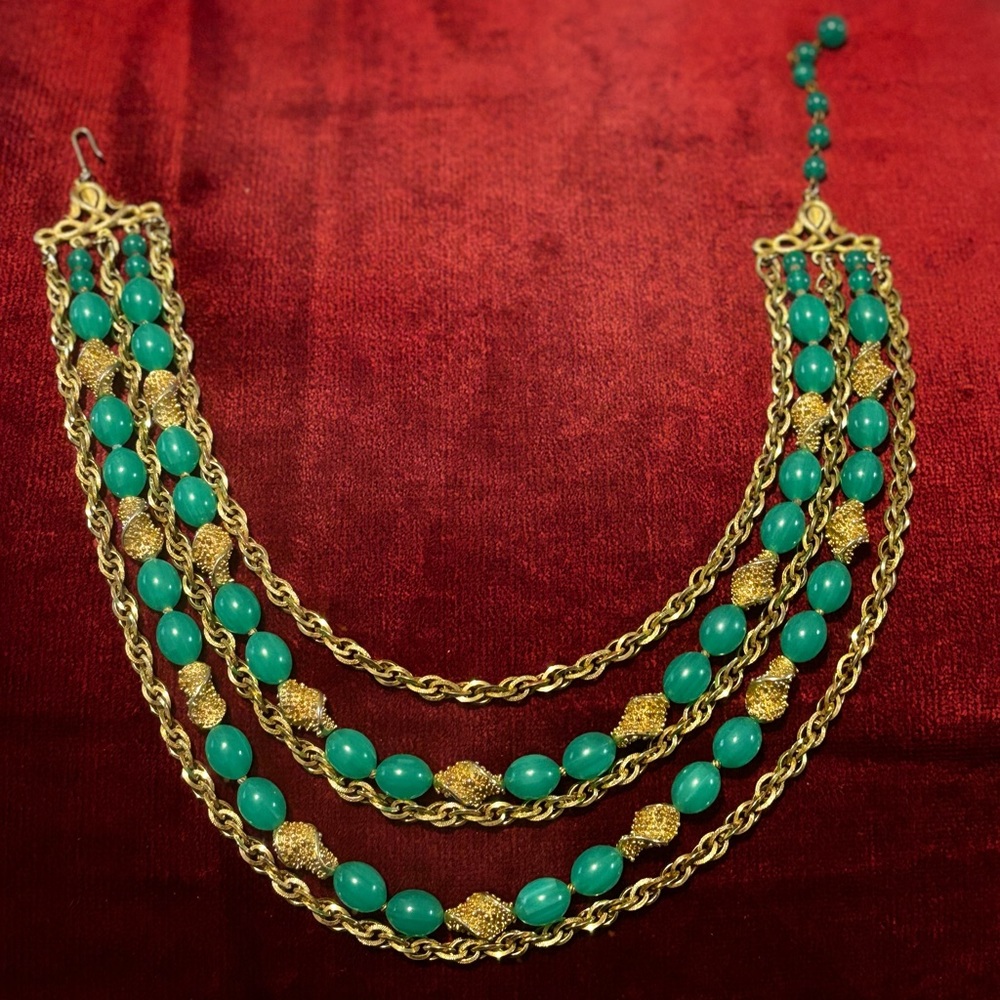 Crown Trifari- gold&green statement necklace-TRUE VINTAGE PIECE